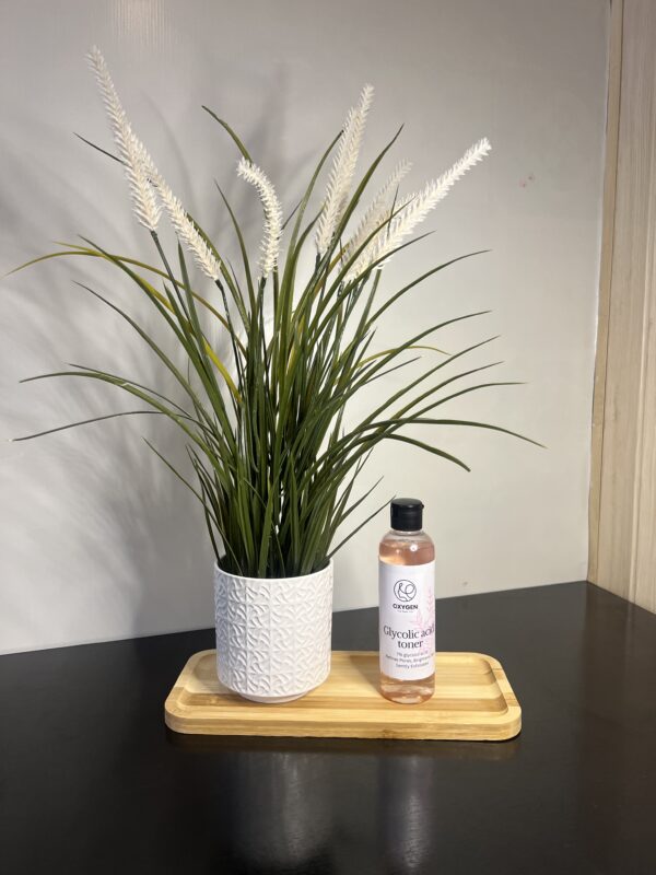 7% Glycolic acid toner
